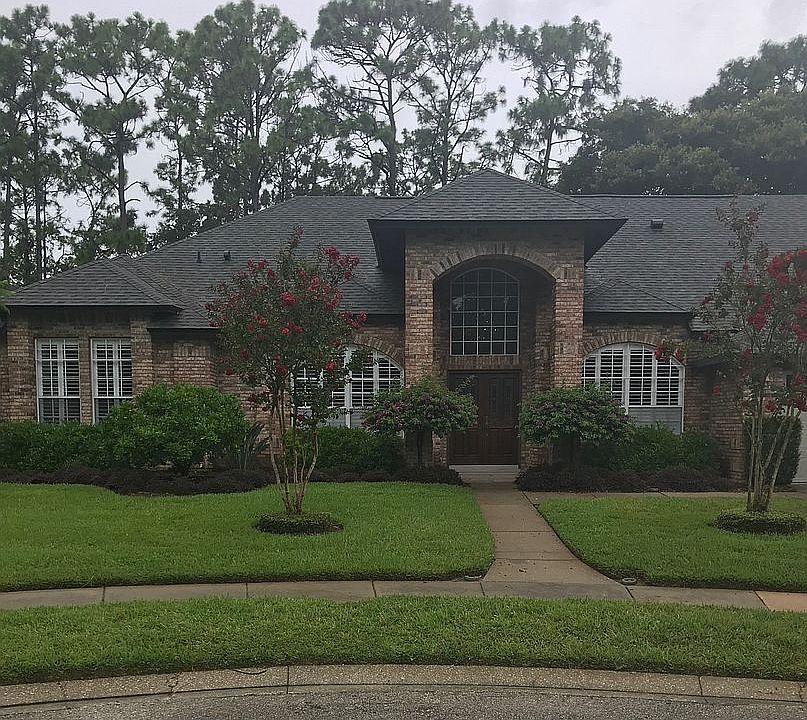 1st image of 2032 Cotswold Dr