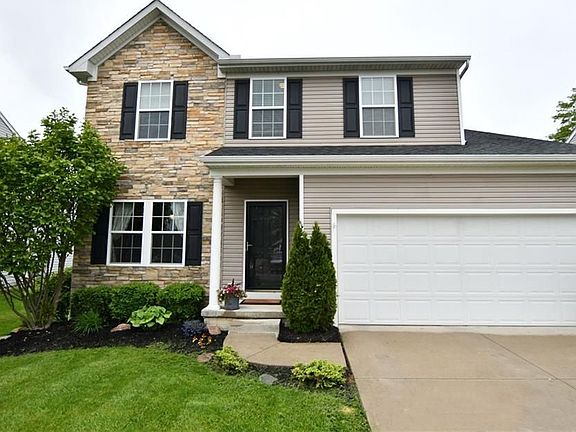 2nd image of 1460 Crescent Dr