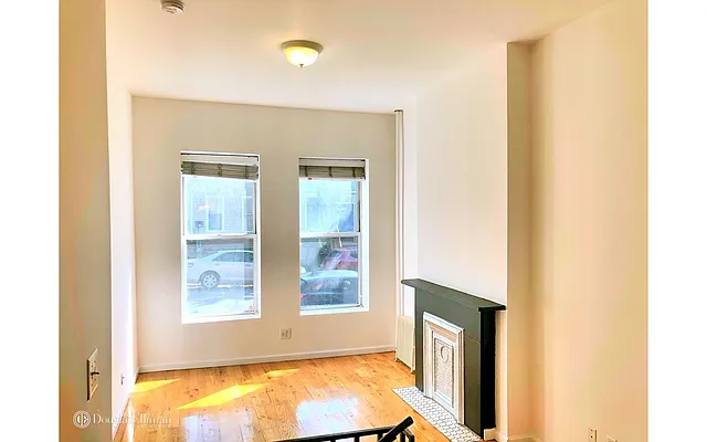 Rented by Douglas Elliman | media 78