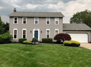 4204 Hampton Cir, Stow, OH