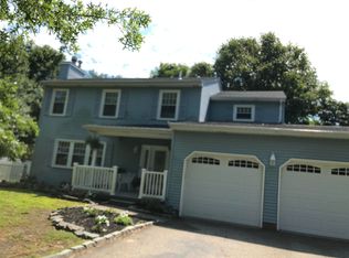 998 Grace Dr, Toms River, NJ 08753
