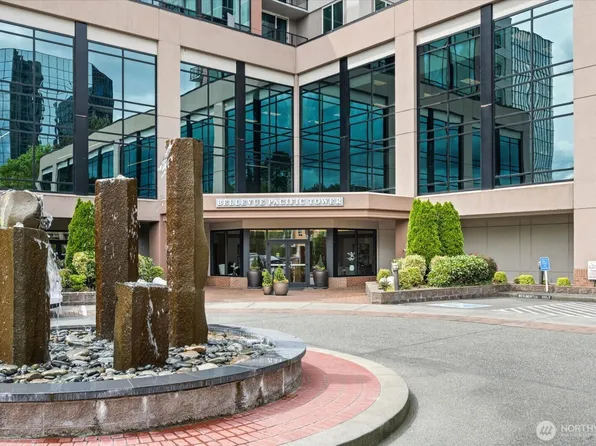 177 107th Avenue NE #1706, Bellevue, WA 98004