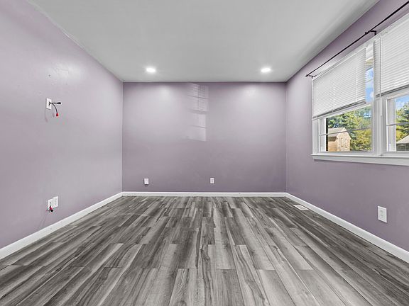 4th image of 1889 Rio Vista Dr