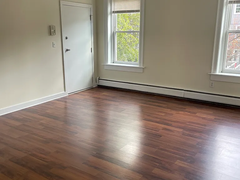 175 Humphrey St #1 — Photo 3