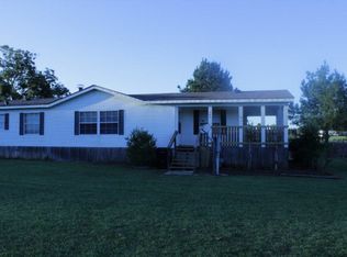 203 S Lark Cir, Robertsdale, AL 36567