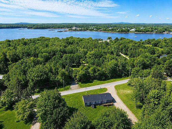 3rd image of 50 Ficketts Point Road