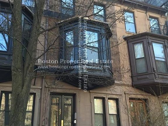 323 Beacon St. Boston - Back Bay Building Photo 1