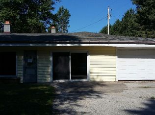 3997 N Alger Ave, White Cloud, MI 49349