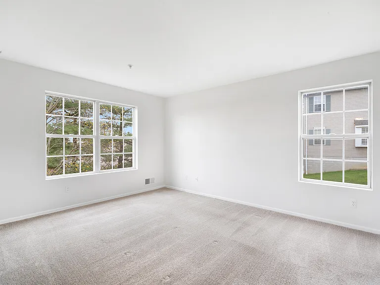701 Tallwood Ln — Photo 15