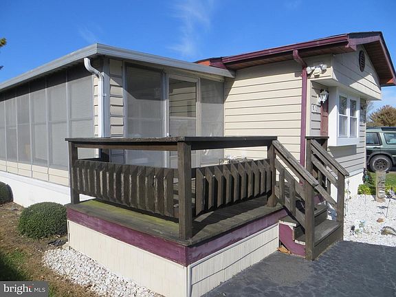3rd image of 21746 E St #14543