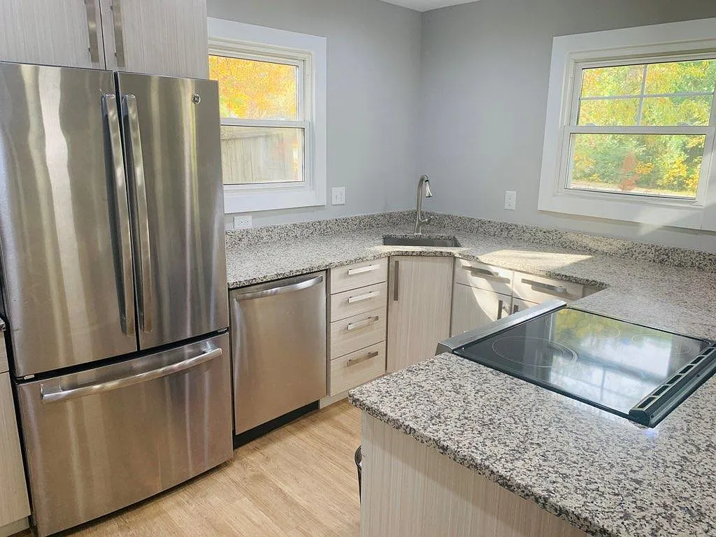 2 bed, $1,450 — Photo 2