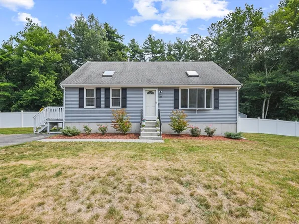 310 Shag Bark Rd, Taunton, MA 02780