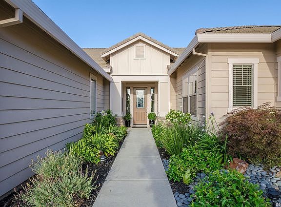 5th image of 4710 Waterstone Dr