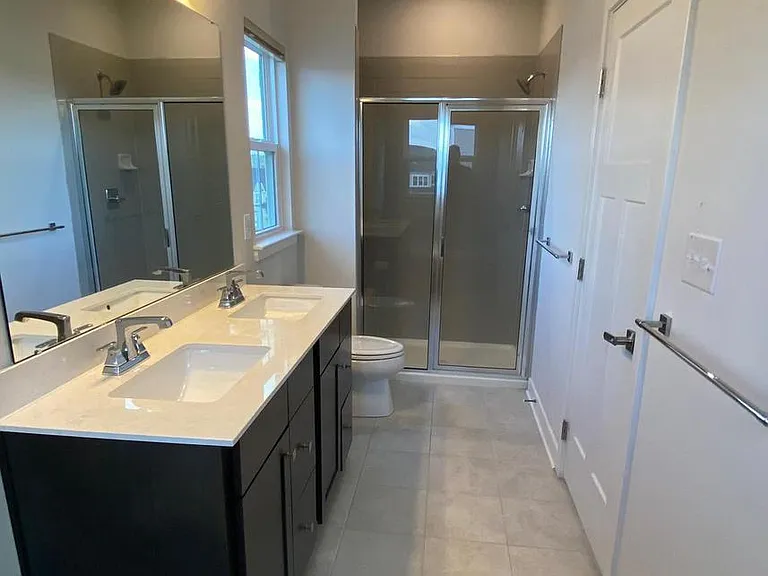 619 Holywell Dr — Photo 14