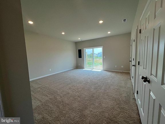 4th image of 116 Swansong Pl
