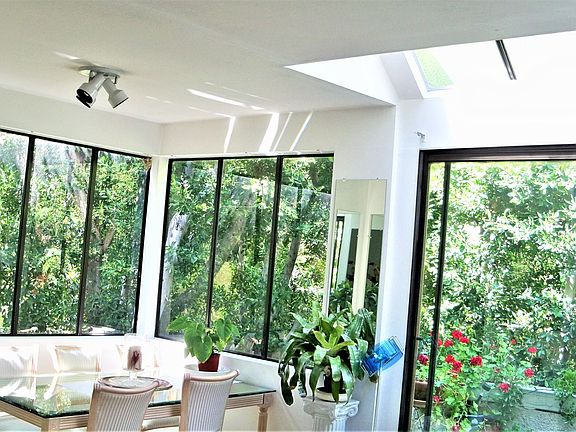 PLEASE SCROLL DOWN TO READ FULL DESCRIPTION