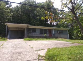 6156 Dodgen Rd SW, Mableton, GA 30126