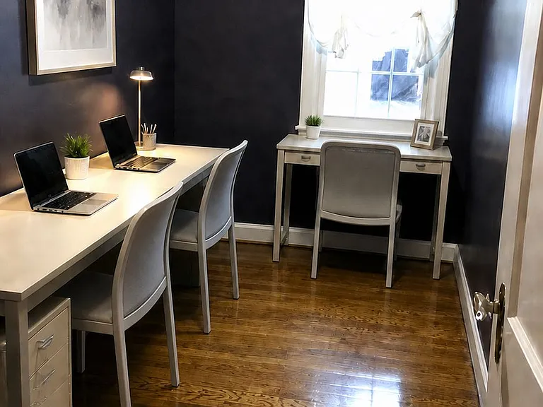 9905 Edgehill Ln — Photo 10