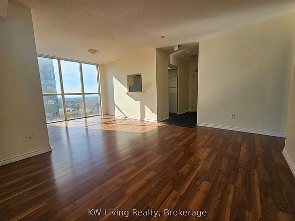 4th image of 285 Enfield Pl #1503
