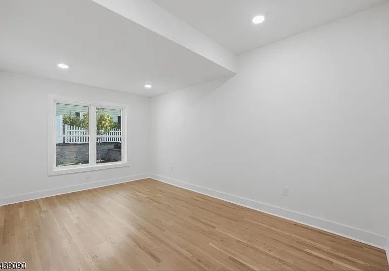 116 Valley St #1 — Photo 19