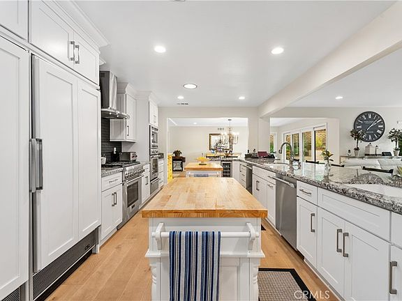 3rd image of 1562 Wyndham Court Rd