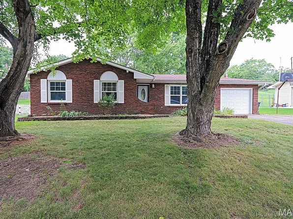 2225 Sherwood Dr, Cape Girardeau, MO 63701