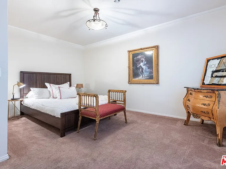 1148 Coldwater Canyon Dr — Photo 20