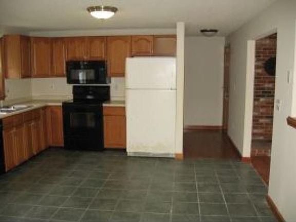 5th image of 3A Columbia Dr