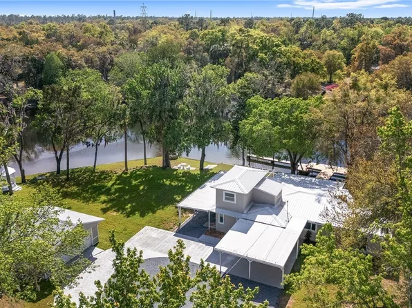 34 Garden Mall Ct, Inglis, FL 34449