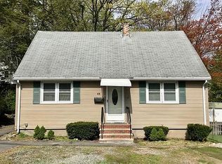 48 Lakeview Ter, Waltham, MA 02451