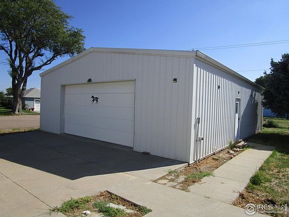 5th image of 492 8th St