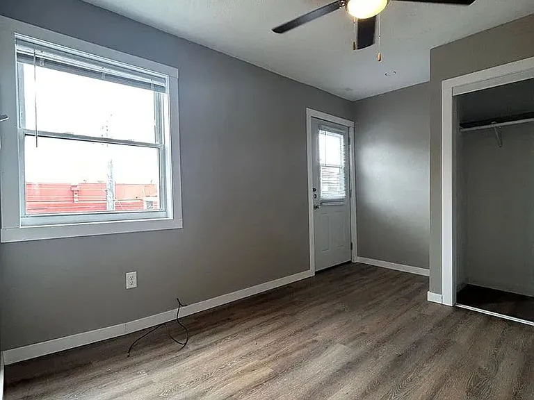313 Main St — Photo 7