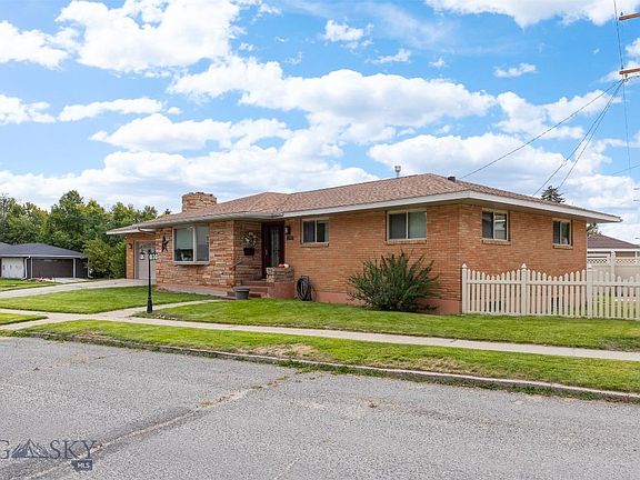 3rd image of 3033 Edwards St