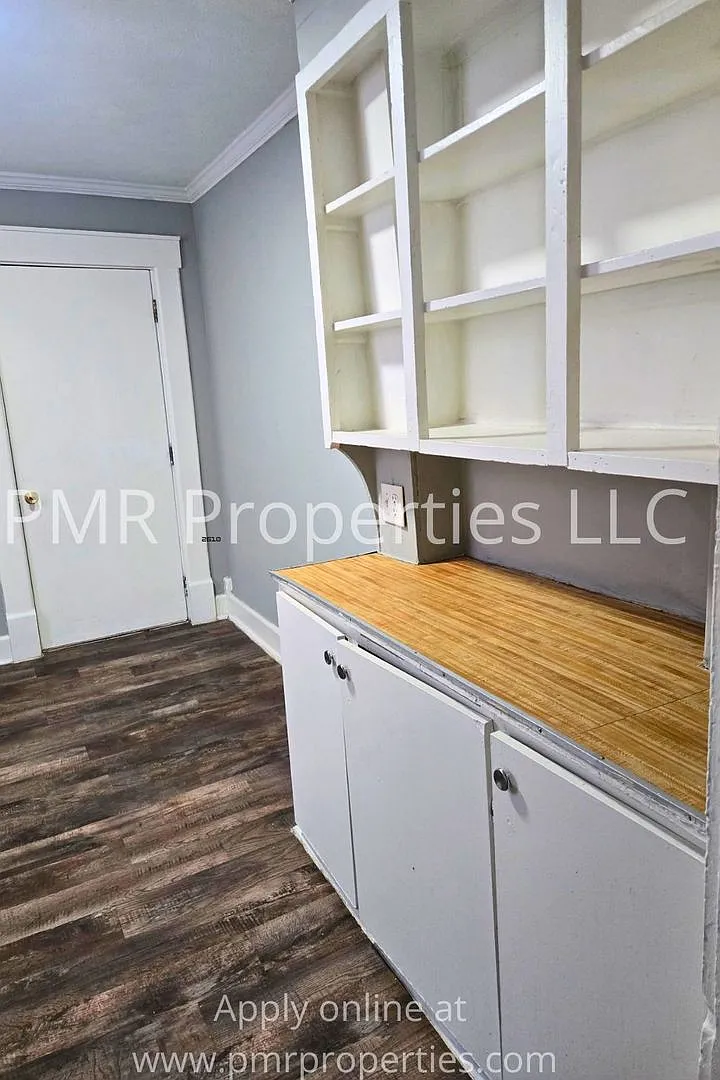 3 Bedrooms / 1 Bathroom House — Photo 4