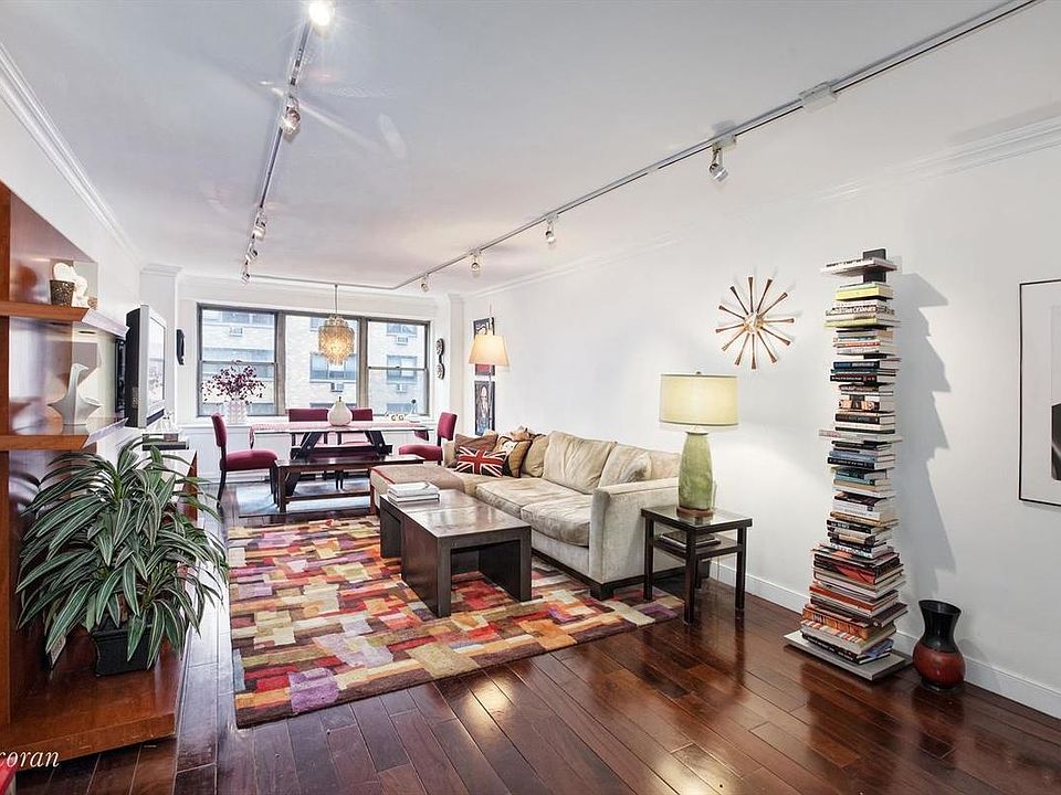 1st image of 3 W 14th St #906