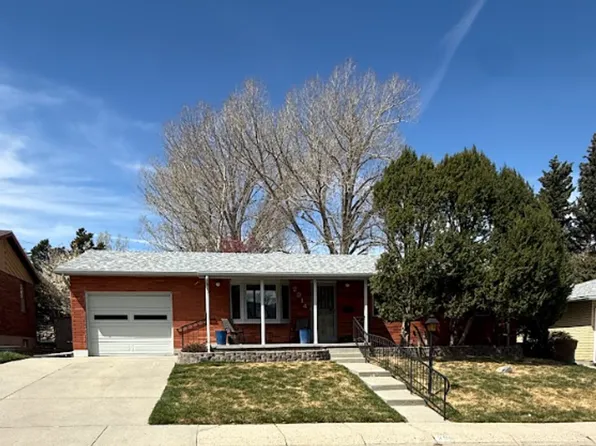 2914 Saratoga Rd, Casper, WY 82604