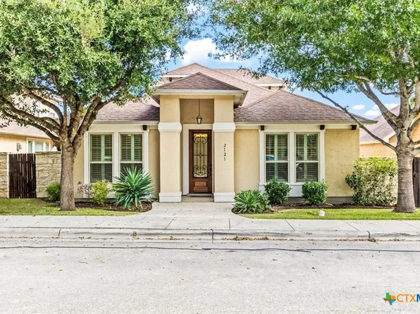 2121 Pecan Leaf, New Braunfels, TX 78130