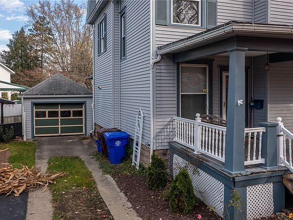 4th image of 106 Plum St