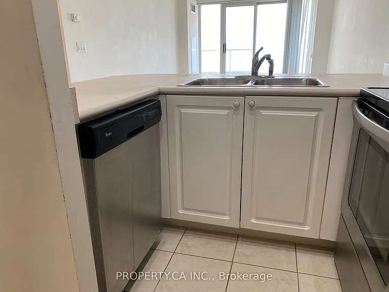 909 Bay St #1508 — Photo 10