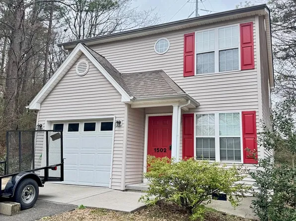 1502 Mockingbird Pl, Dalton, GA 30720