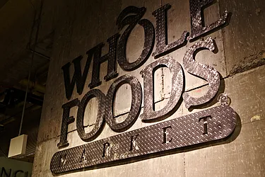 Rented by R New York