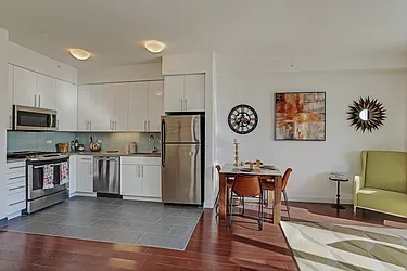 Rented by Red Apple Group