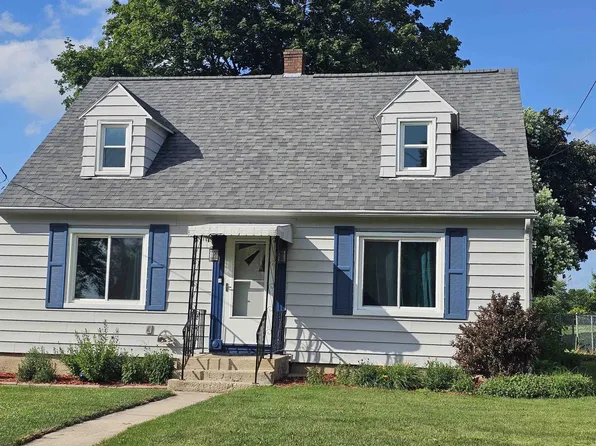 410 W Main St, Marshall, WI 53559