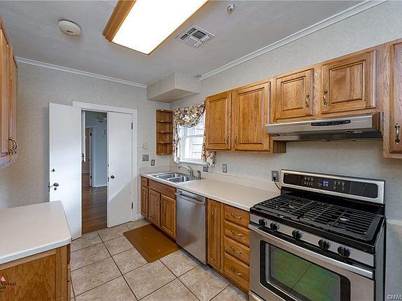 5th image of 1039 Blanchard Pl