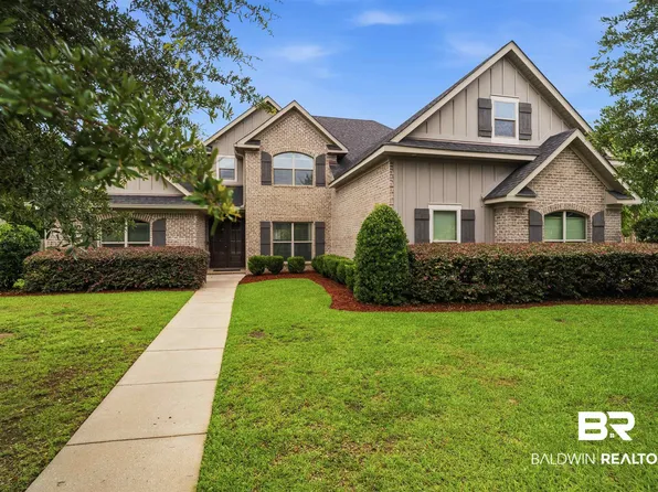 593 Theakston St, Fairhope, AL 36532