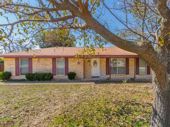 111 N Valley St, Red Oak, TX 75154