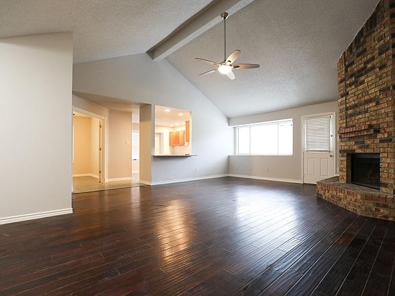 5th image of 1816 Chatham Dr