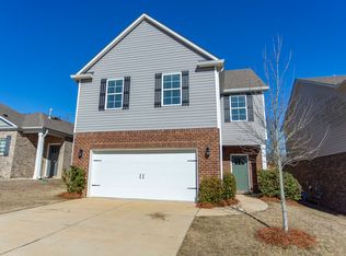 677 Johnnys Cv, Leeds, AL 35094