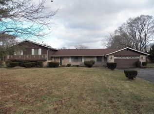 1088 Wilberforce Clifton Rd, Xenia, OH 45385