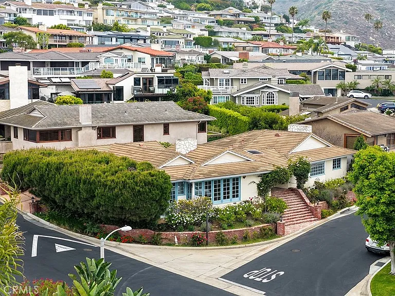 905 Emerald Bay — Photo 10